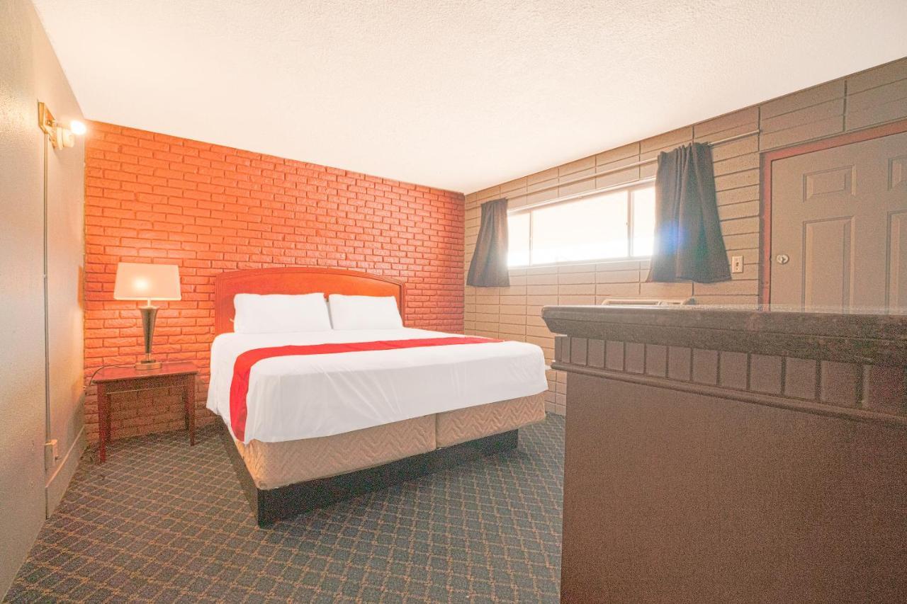 Town & Country Motel Bossier City By Oyo 외부 사진