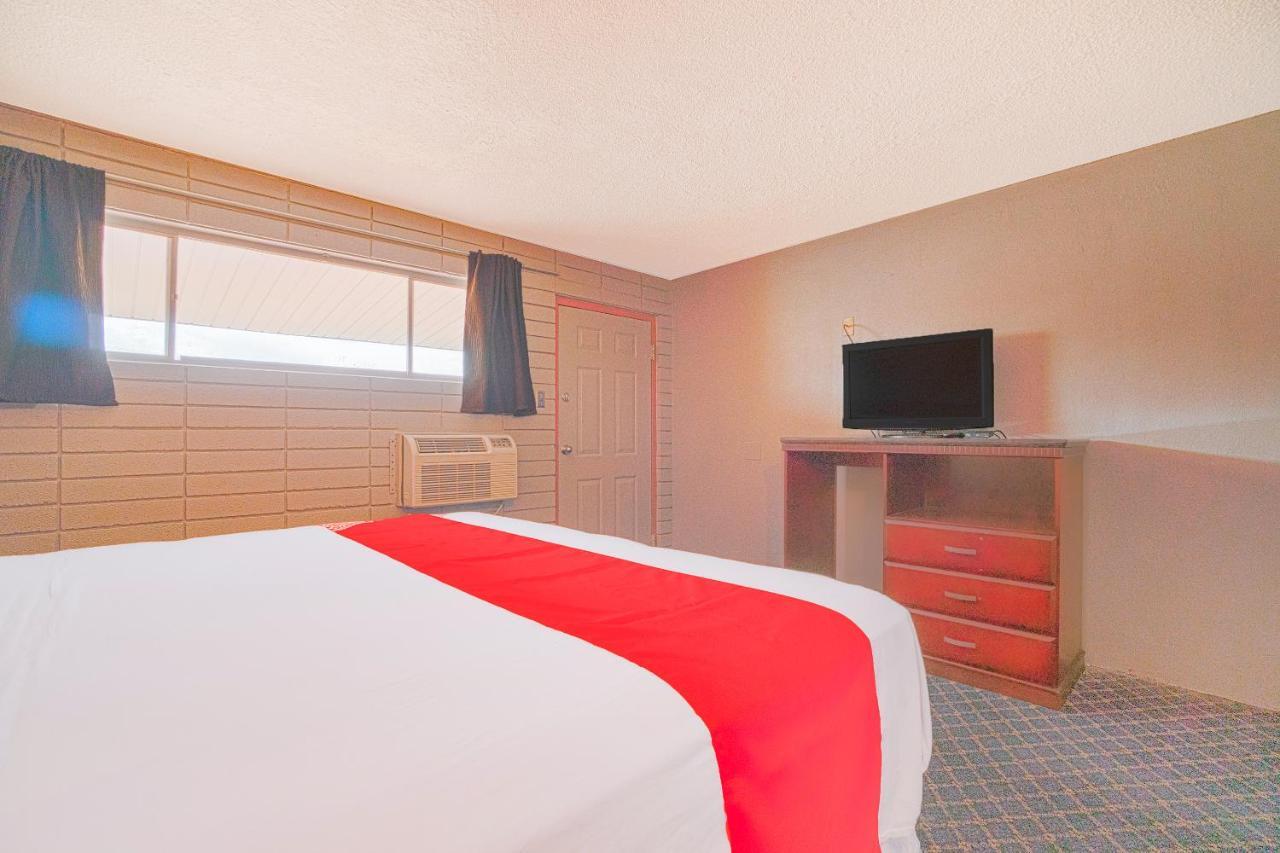 Town & Country Motel Bossier City By Oyo 외부 사진