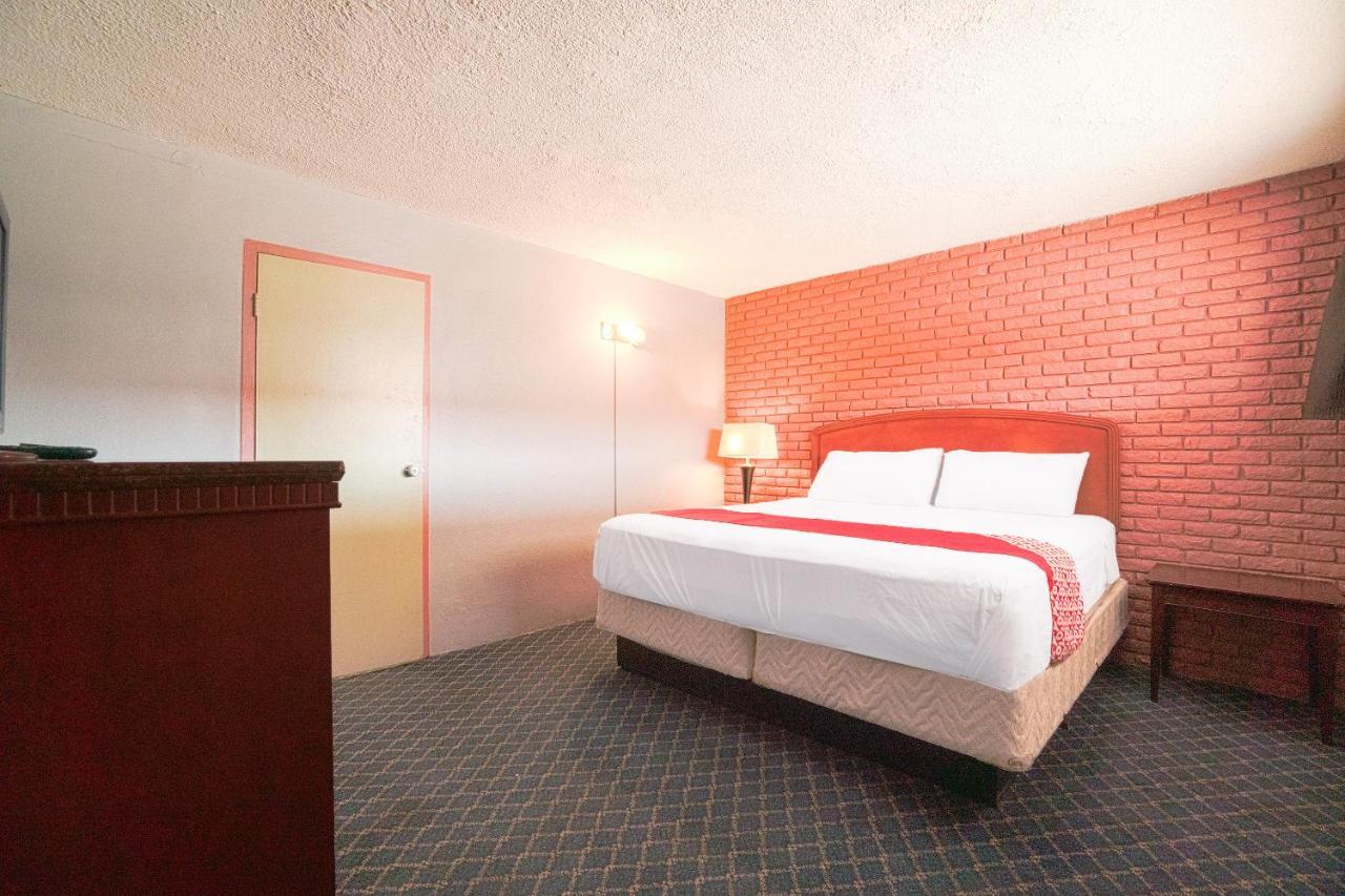 Town & Country Motel Bossier City By Oyo 외부 사진